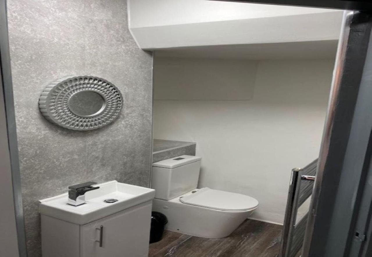 Ideal Abode Abbots 4 En-Suite Chester Kültér fotó