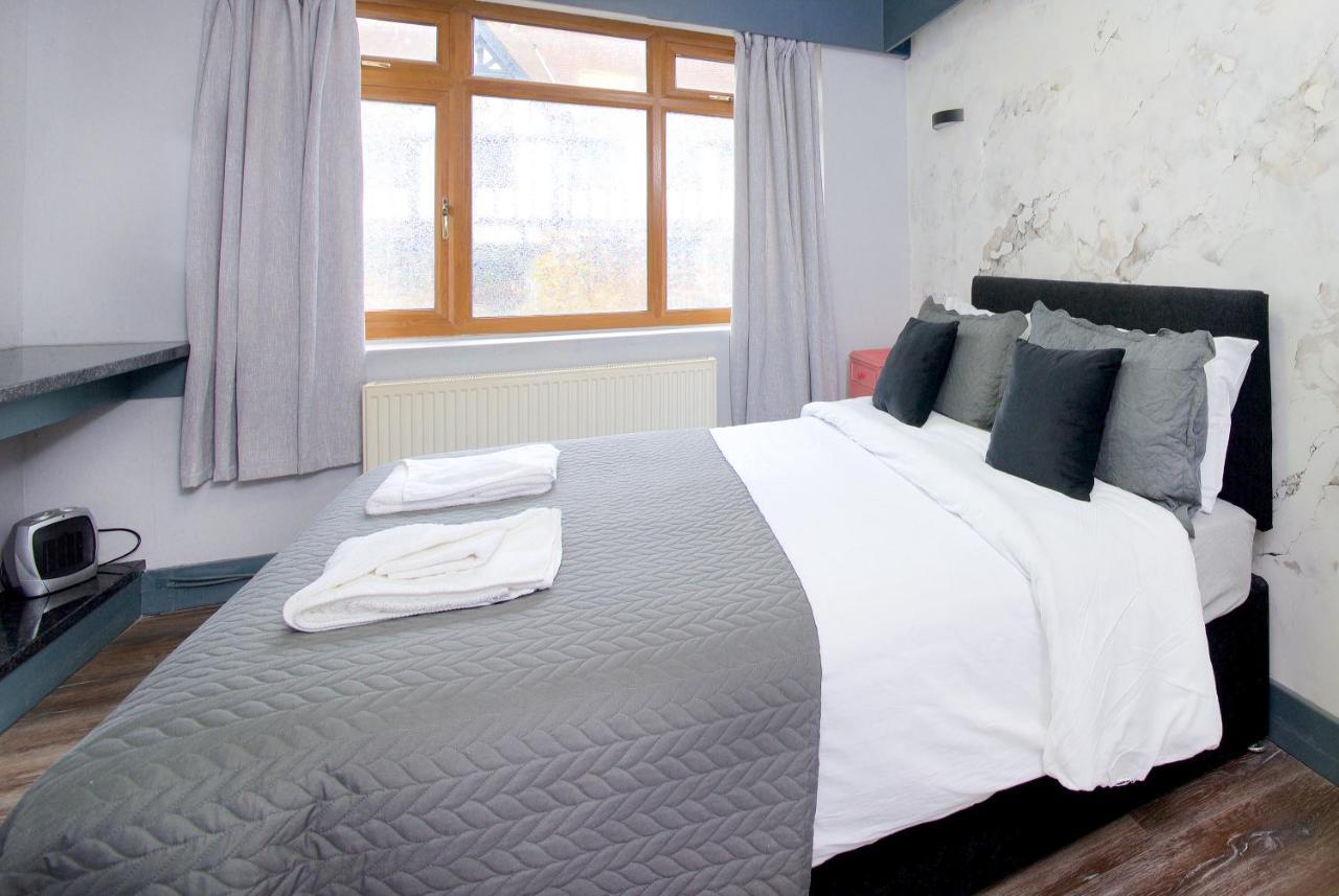 Ideal Abode Abbots 4 En-Suite Chester Kültér fotó